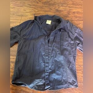 There About shirt size L 14/16